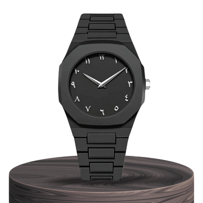 Reloj Zain con Números Árabes en Negrita, Minimalista Todo en Negro | 44mm